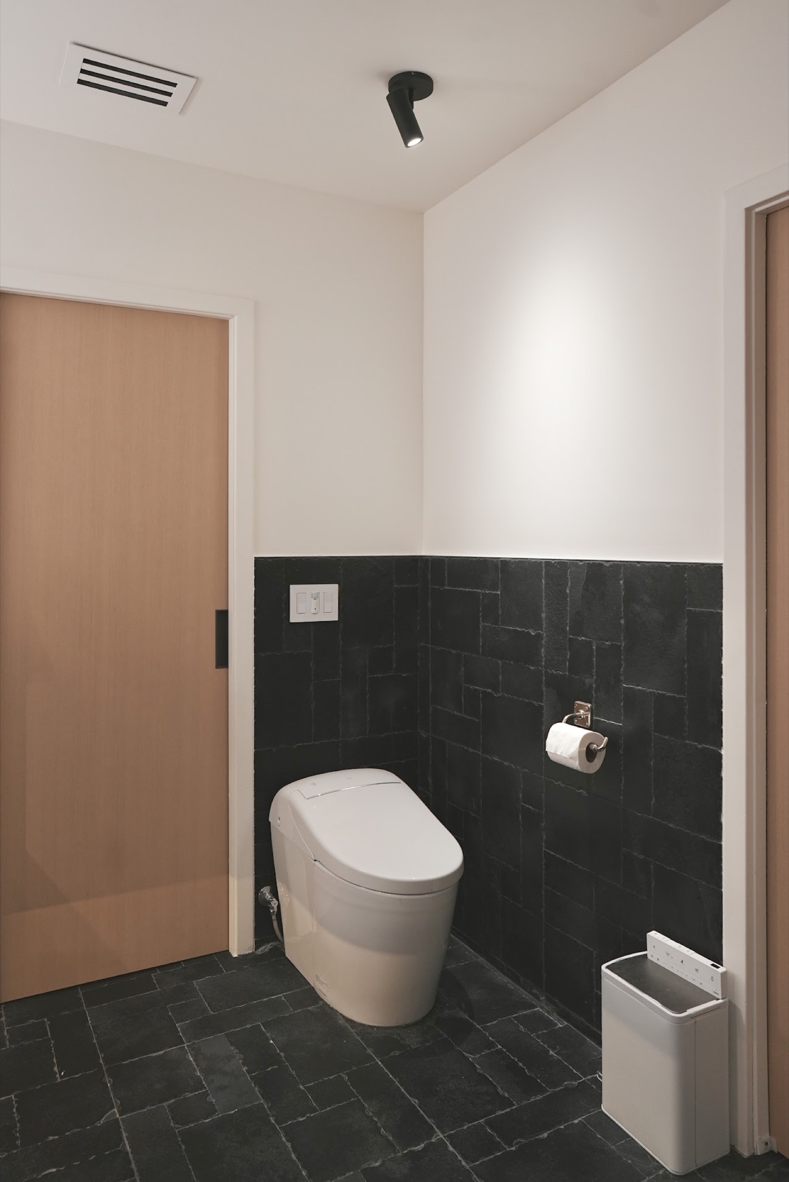 Primary Bath in the Sunnyslope project, view 6
